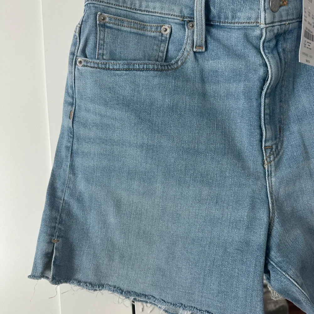 J. Crew Jean Shorts Faded Blue Denim Mom Shorts Women’s Size 29 NWT - Picture 5 of 6